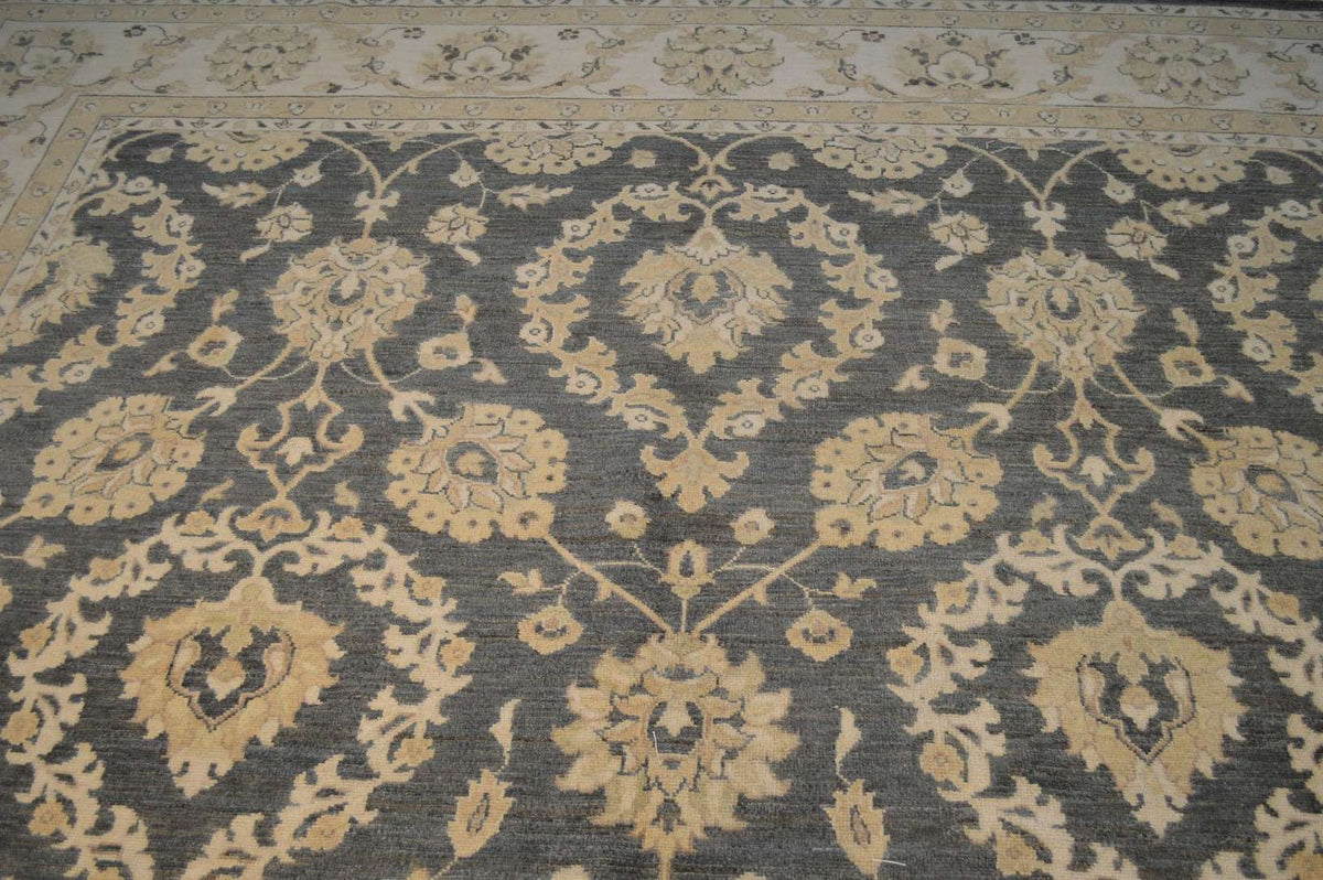 10' 0" x 14' 0" Pakistan Peshawar Rug image 6