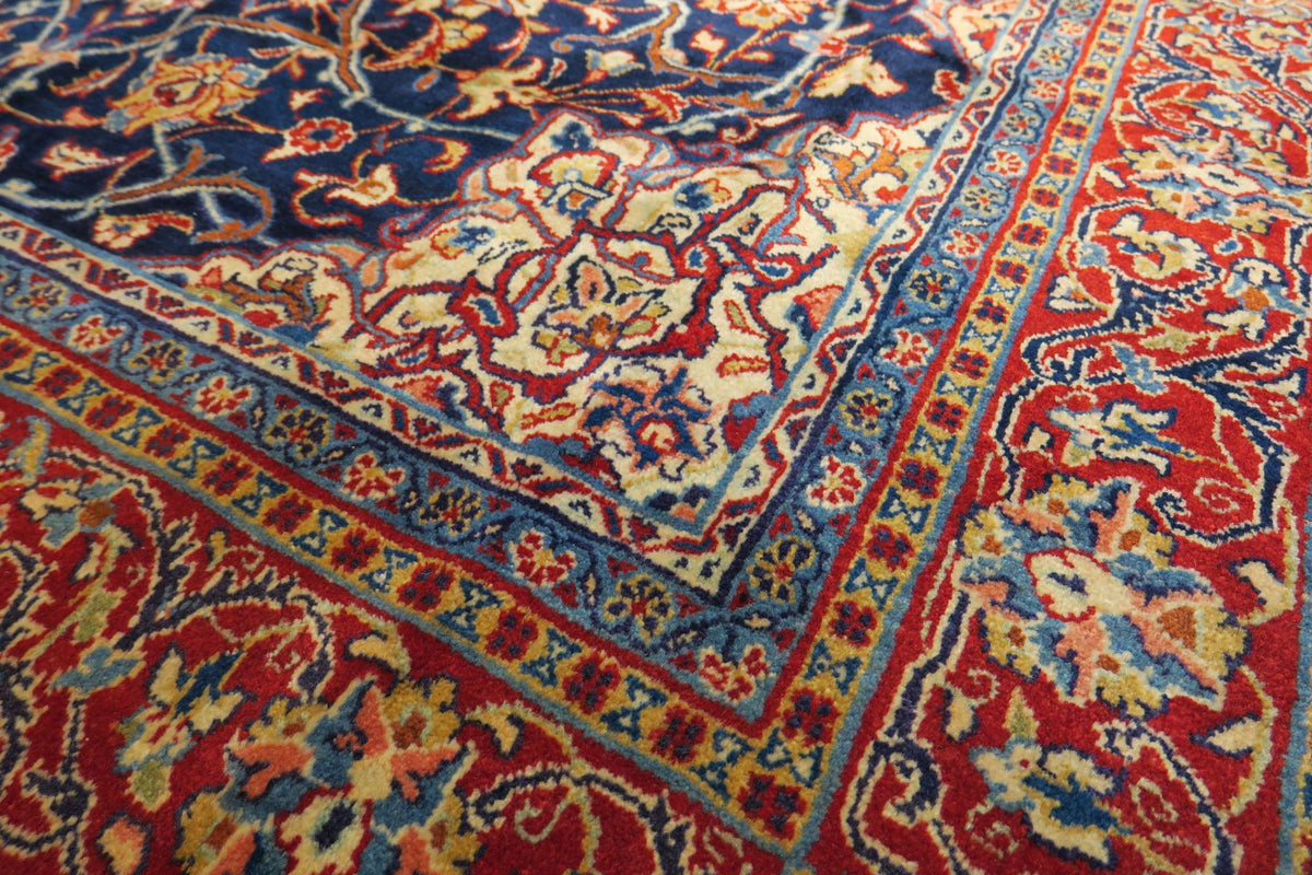 6' 4" x 10' 1" Persian Sarouk Rug image 9