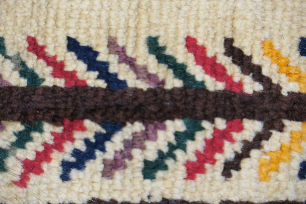 3' 9" x 5' 7" Vintage Sirjan Rug image 5