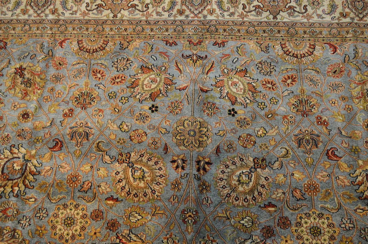 8' 2" x 10' 0" India Agra Rug image 7