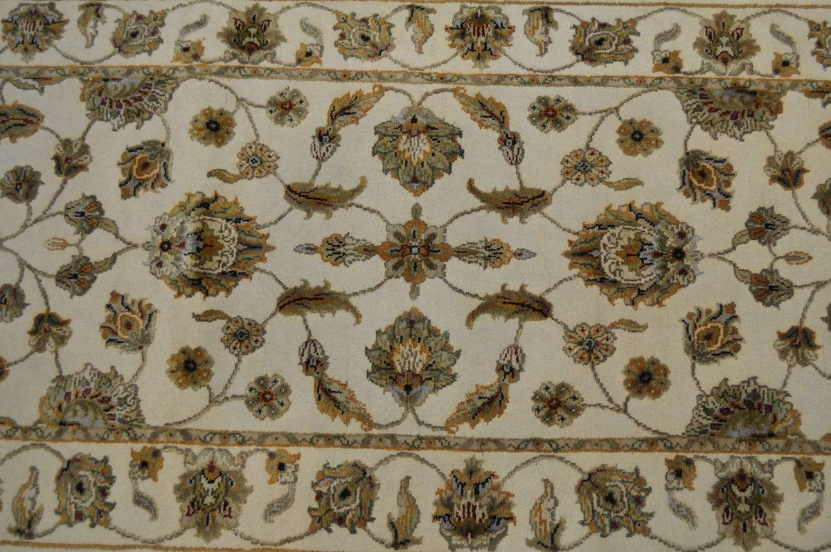 2' 7" x 18' 8" India Jaipur Runner image 10