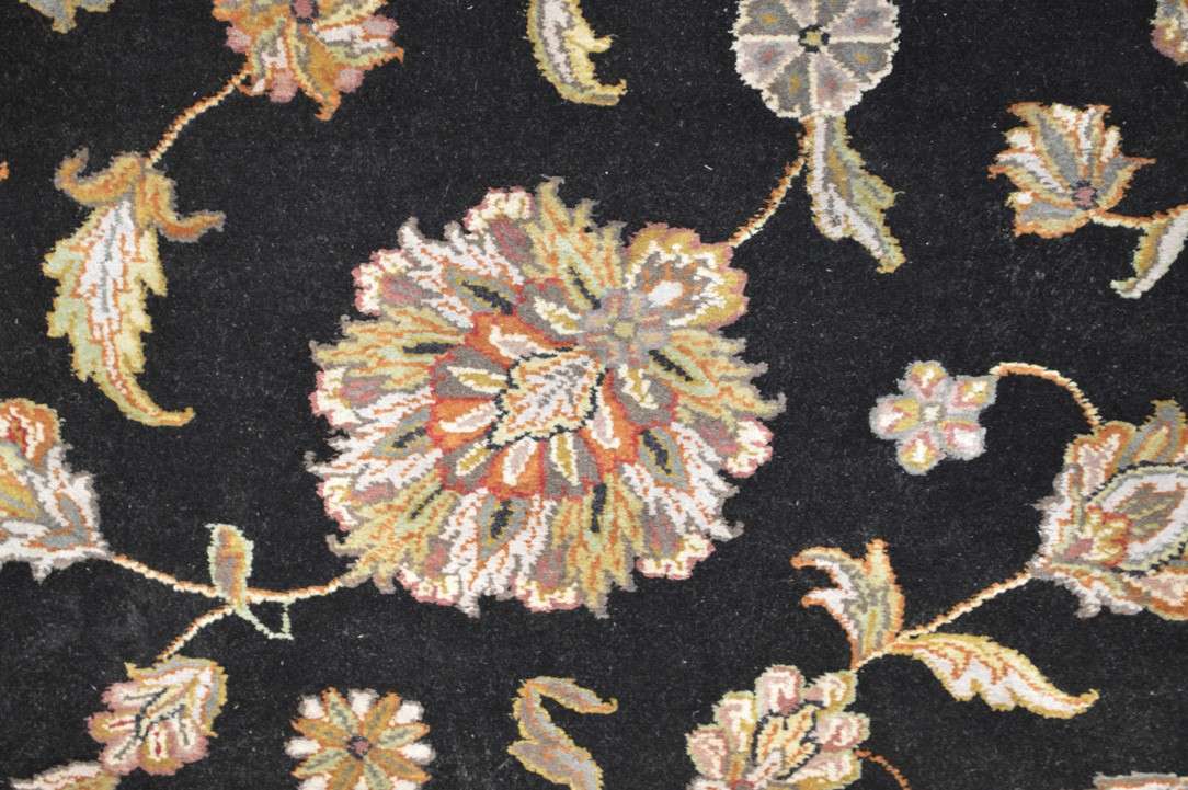 10' 3" x 14' 1" India Jaipur Rug image 7