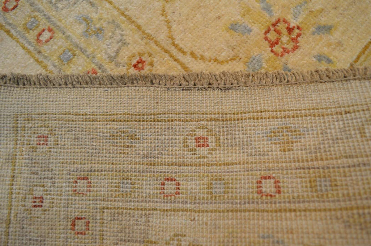 8' 1" x 9' 7" Pakistan Peshawar Rug image 12