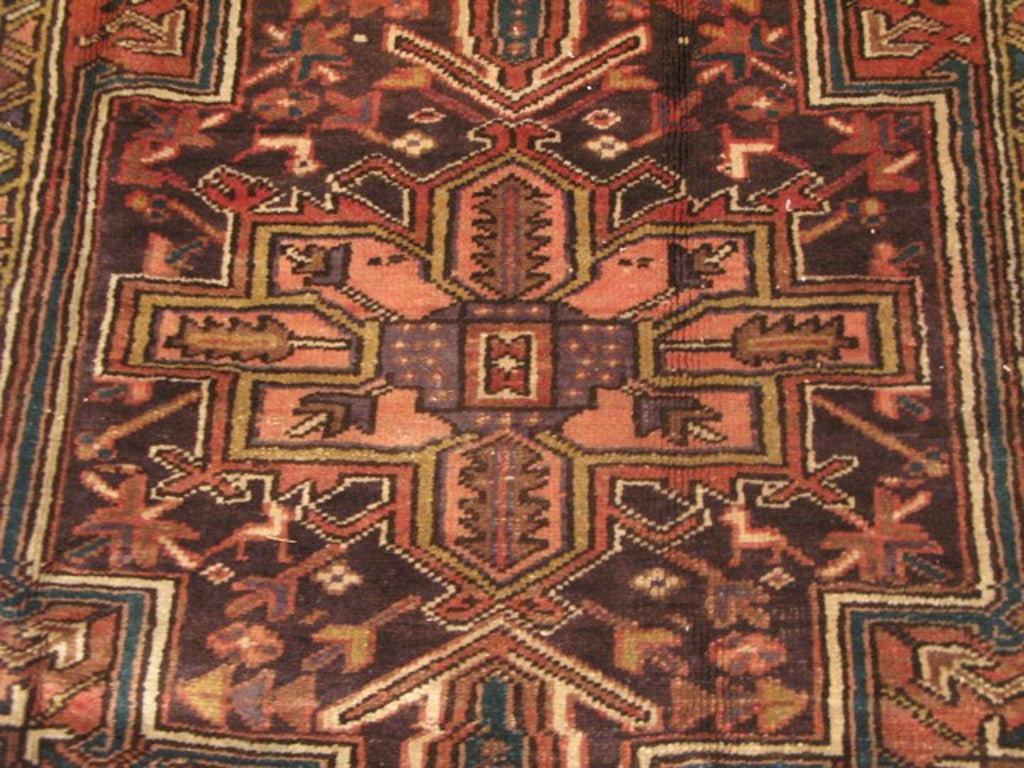 4' 7" x 7' 3" Persian Heriz Rug image 4