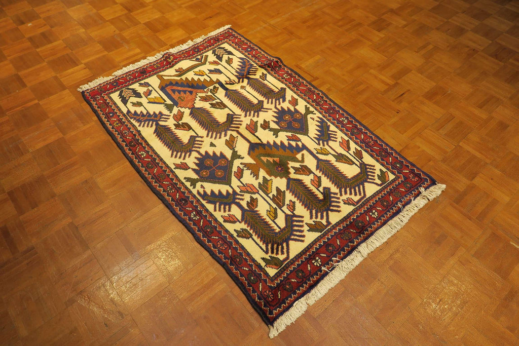 3' 3" x 4' 9" Persian Hamadan Rug image 2