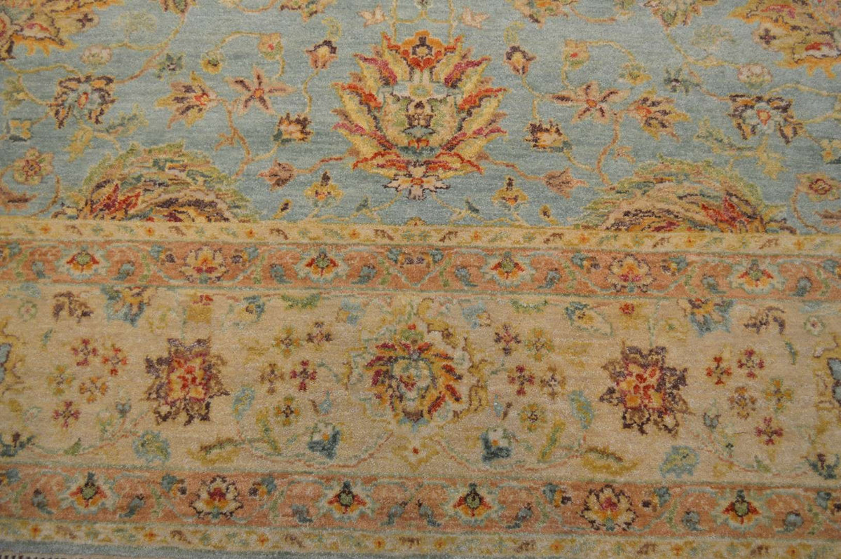 8' 0" x 10' 2" India Sultanabad Rug image 9
