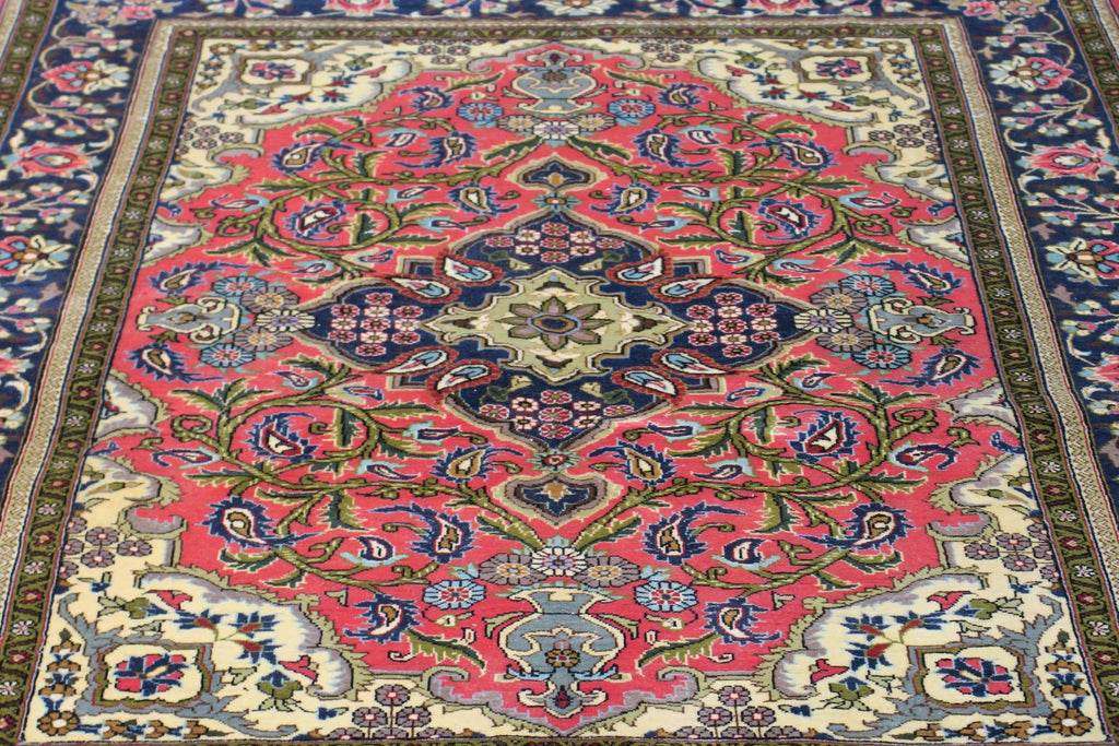 3' 6" x 5' 2" Persian Qum Rug image 2