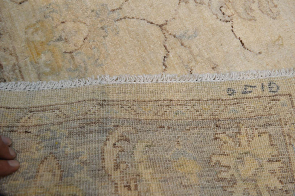 4' 0" x 6' 0" Pakistan Peshawar Rug image 11