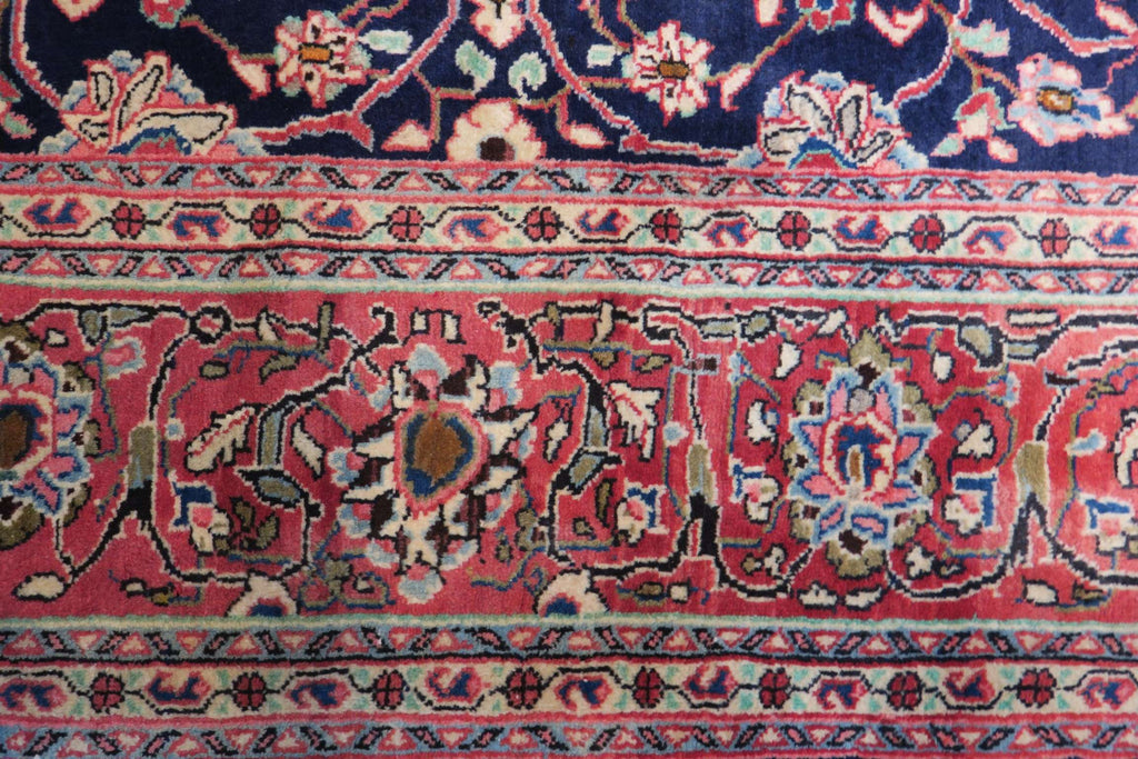 7' 2" x 10' 8" Persian Sarouk Rug image 5