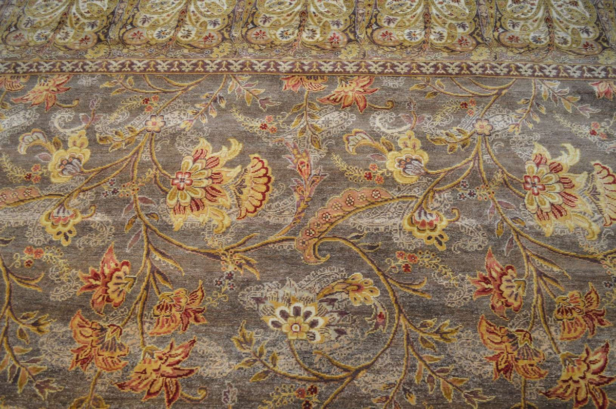8' 0" x 10' 0" India Sultanabad Rug image 4