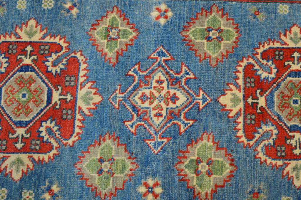 2' 8" x 9' 7" Pakistan Kazak Runner image 6