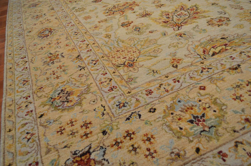 7' 9" x 8' 0" India Sultanabad Square Rug image 5