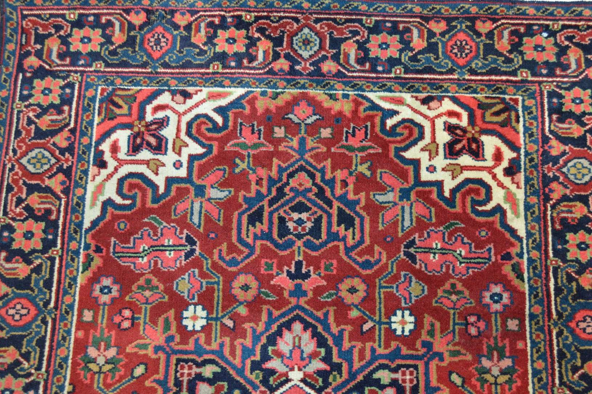 4' 1" x 6' 0" India Heriz Rug image 5