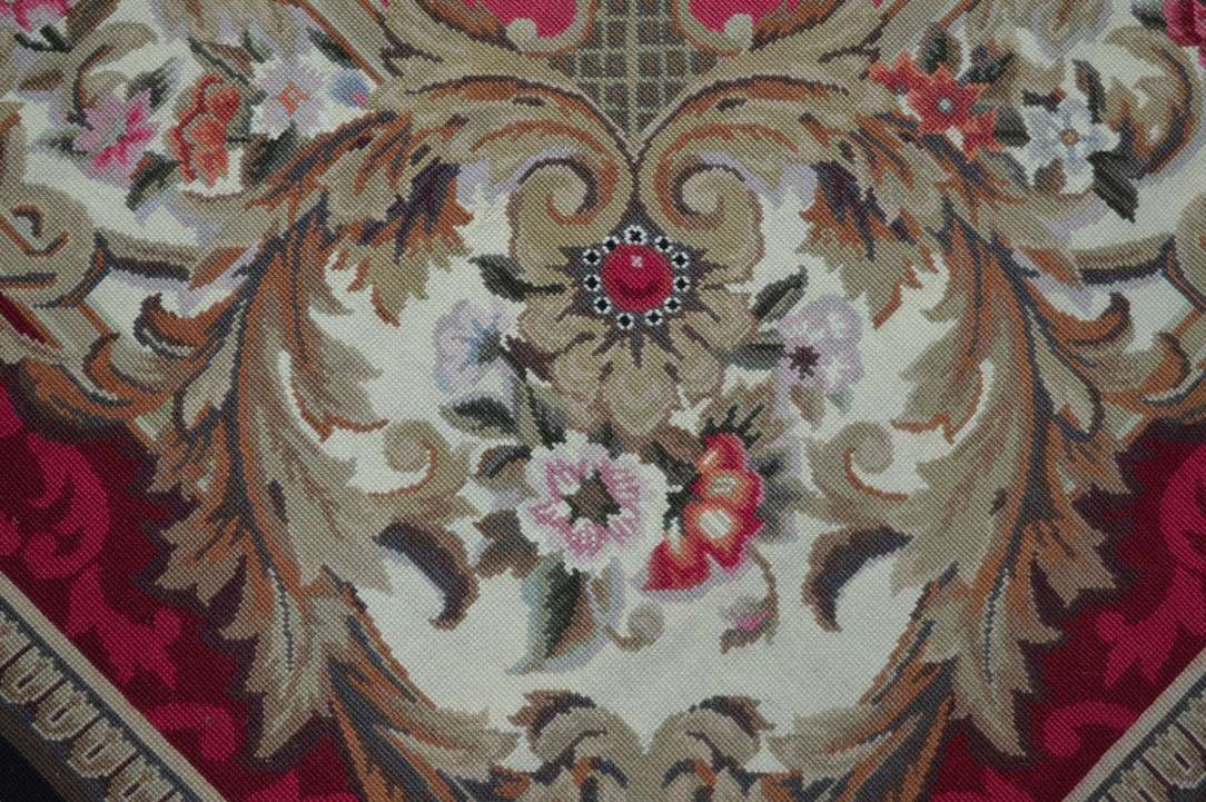 7' 7" x 9' 7" French Kilim Rug image 6
