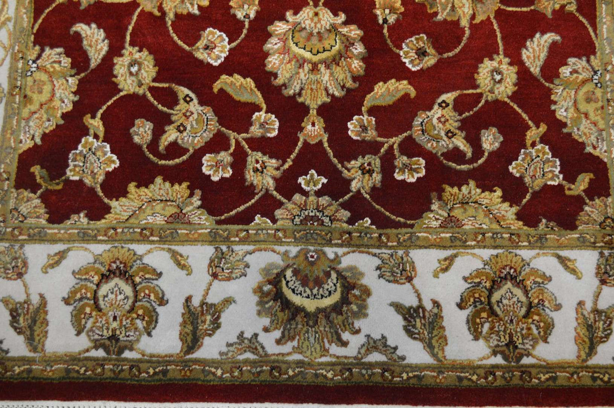 5' 1" x 8' 2" India Jaipur Rug image 8