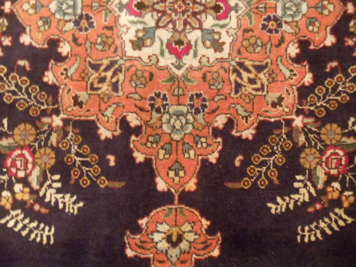 7' 0" x 9' 1" Persian Tabriz Rug image 7