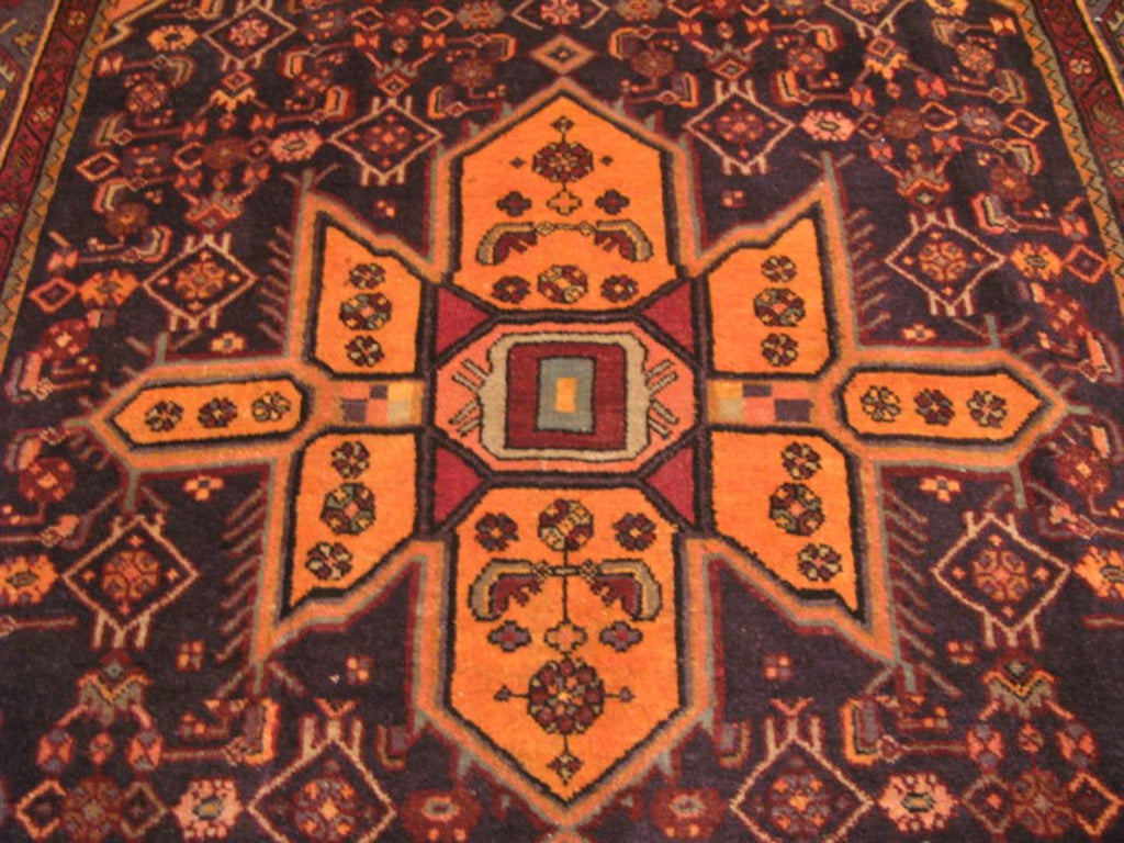 4' 6" x 10' 8" Persian Bijar Runner image 8