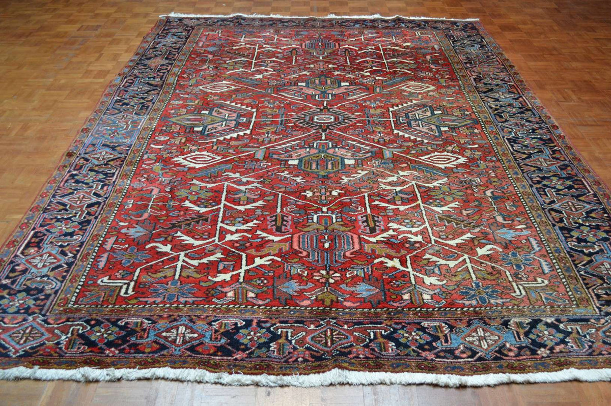 7' 9" x 11' 6" Persian Heriz Rug image 1