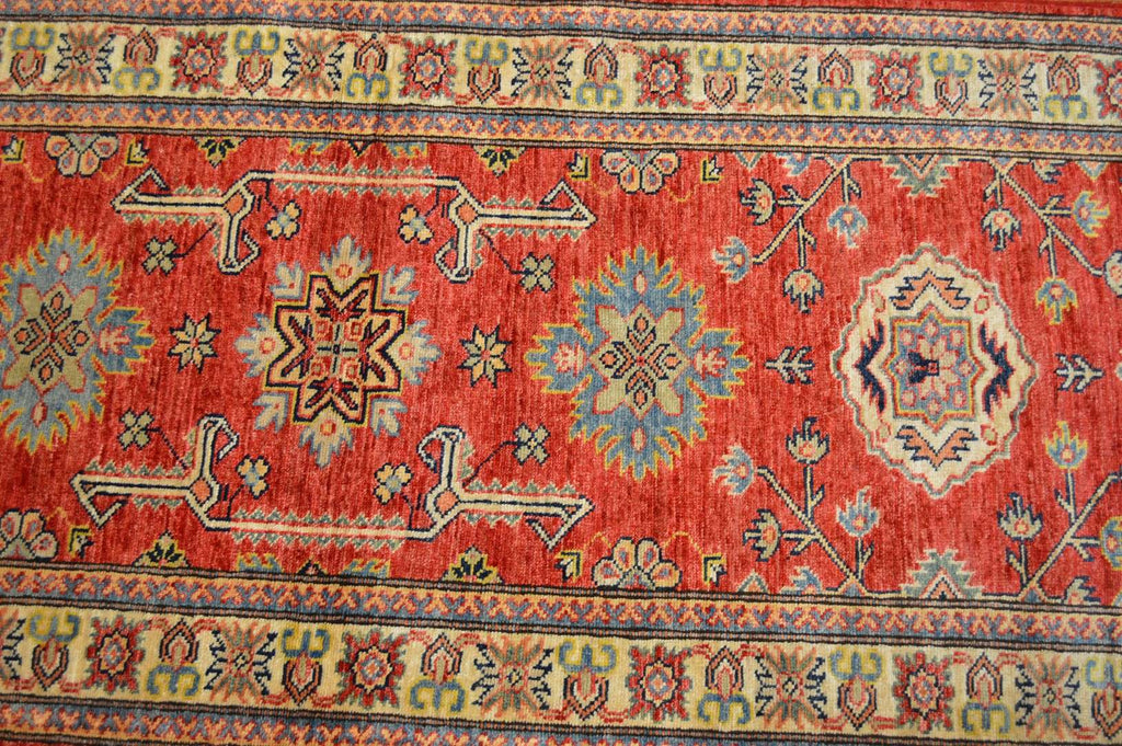 2' 7" x 10' 0" Pakistan Kazak Runner image 4