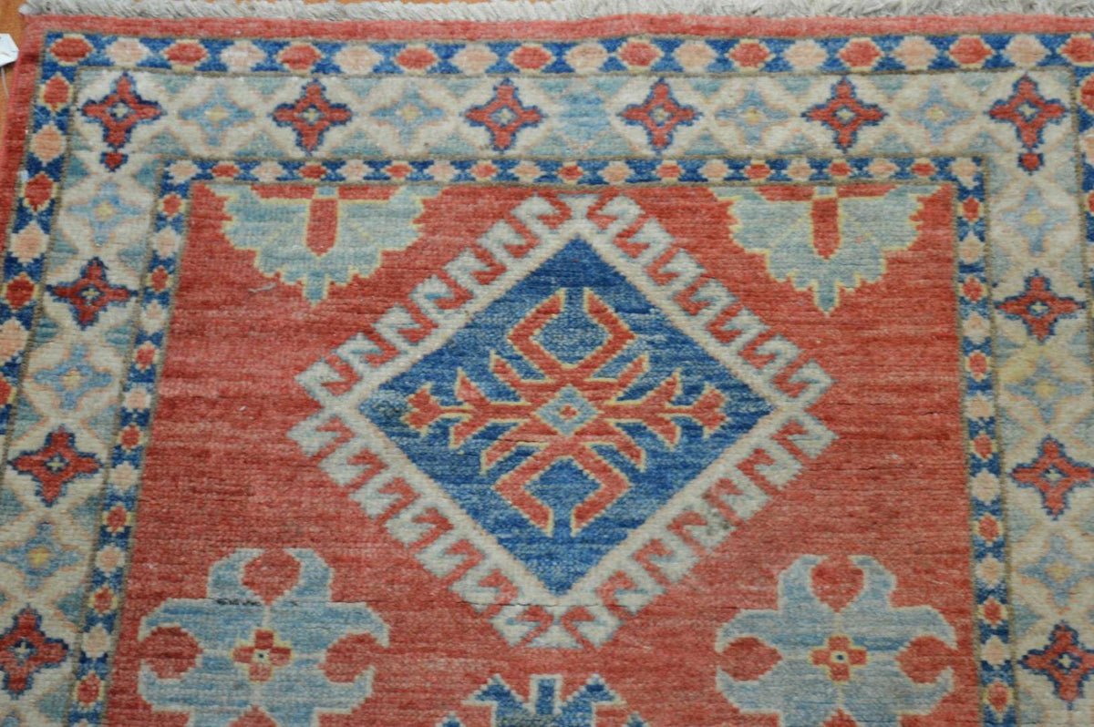 2' 7" x 4' 1" Pakistan Kazak Rug image 3