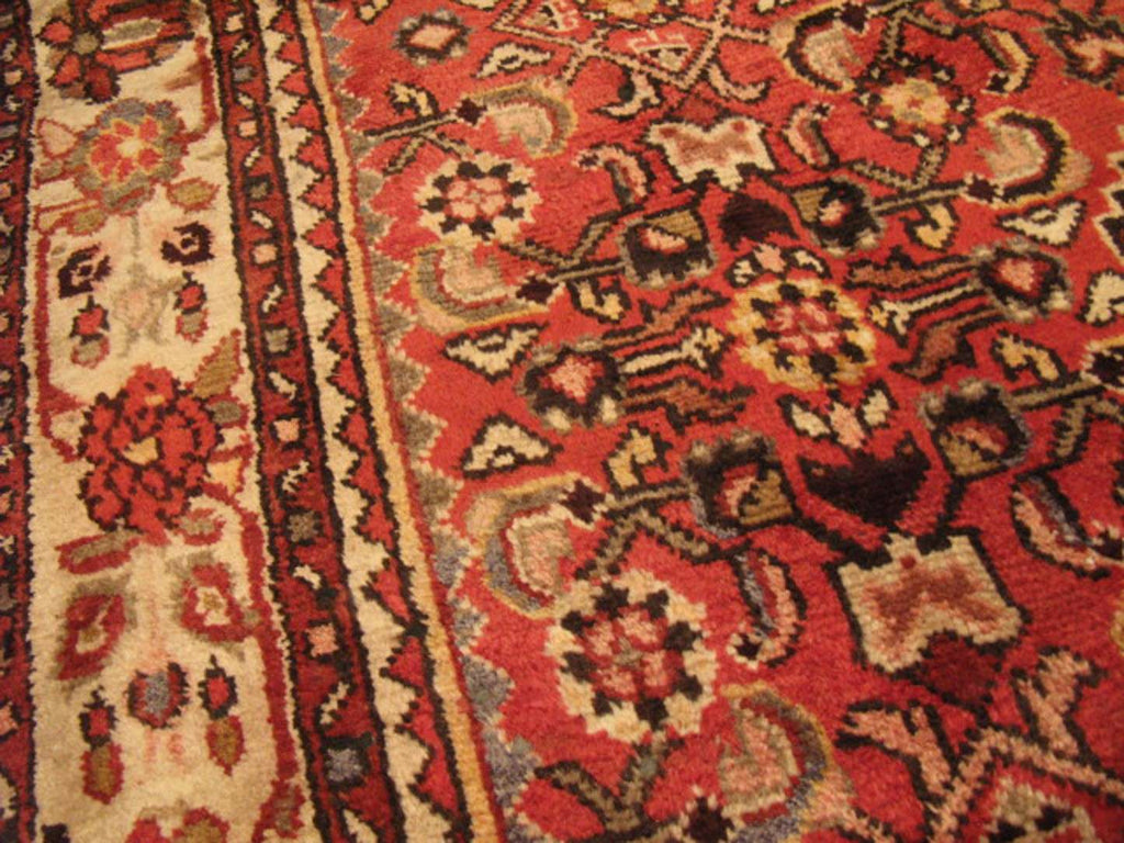 5' 3" x 10' 9" Persian Hosseinabad Rug image 10