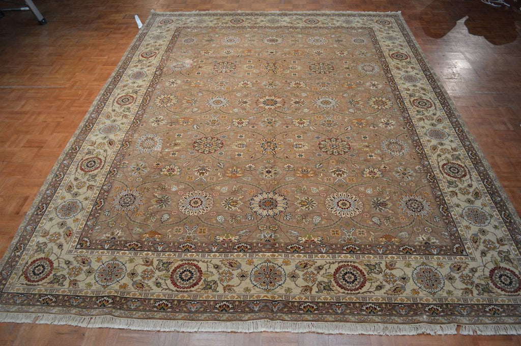 8' 9" x 12' 0" India Agra Rug image 8