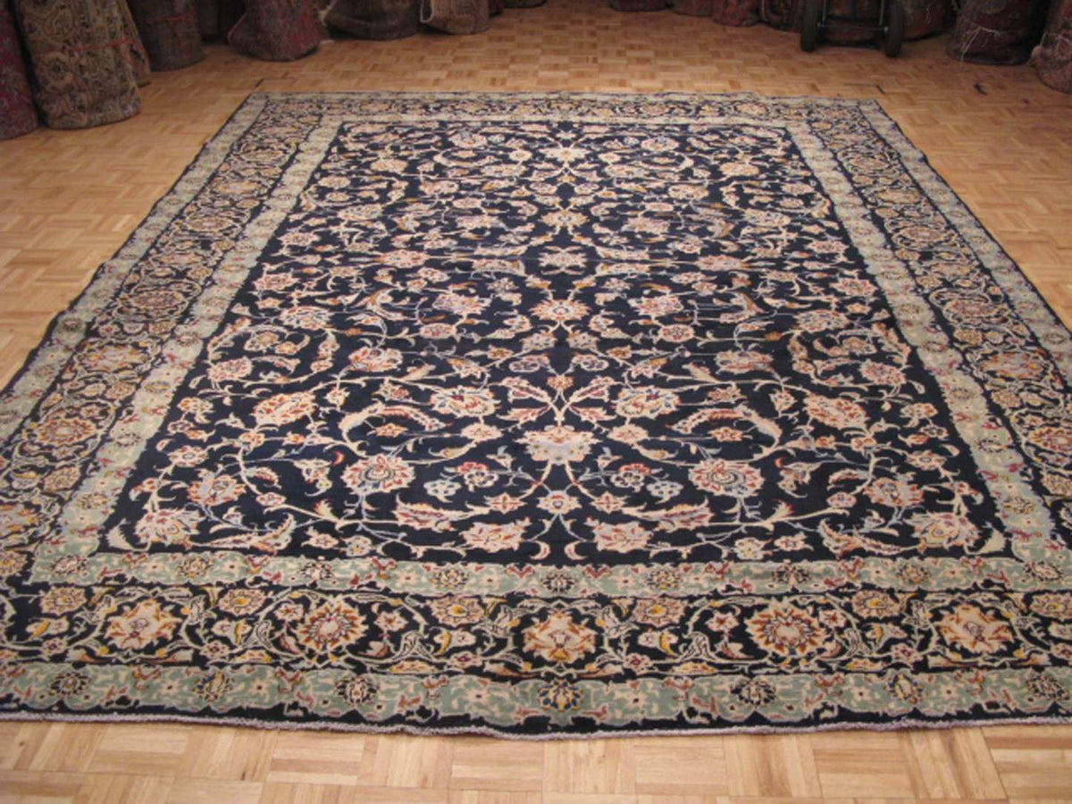 10' 0" x 12' 1" Persian Kashan Rug image 1