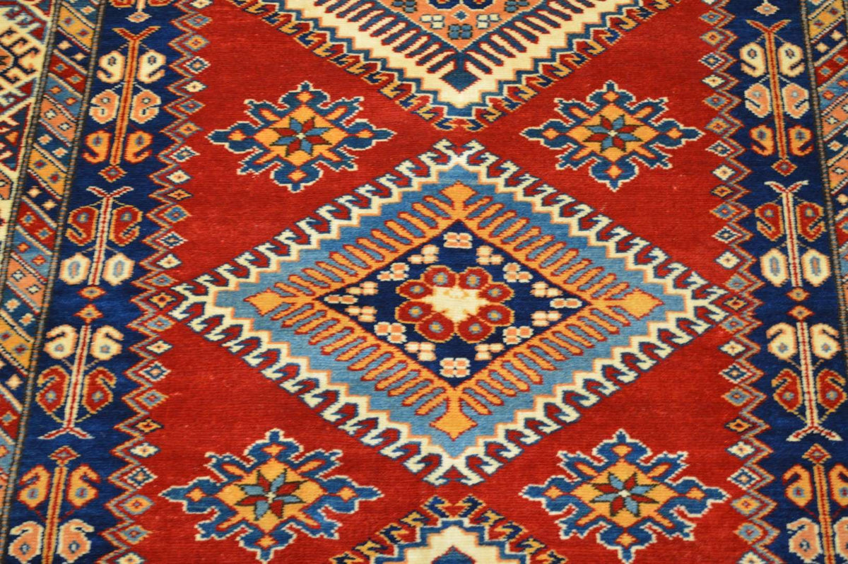 4' 2" x 6' 4" Pakistan Shirvan Rug image 9