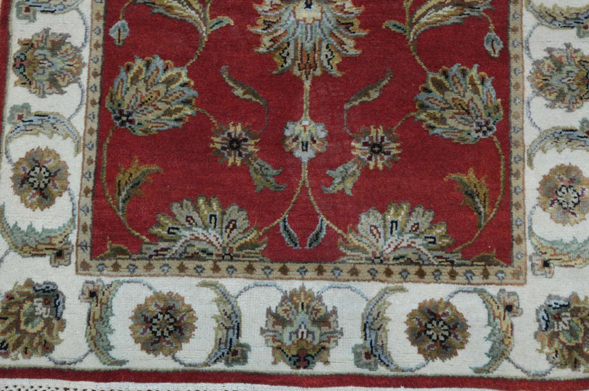 2' 7" x 16' 4" India Jaipur Runner image 9