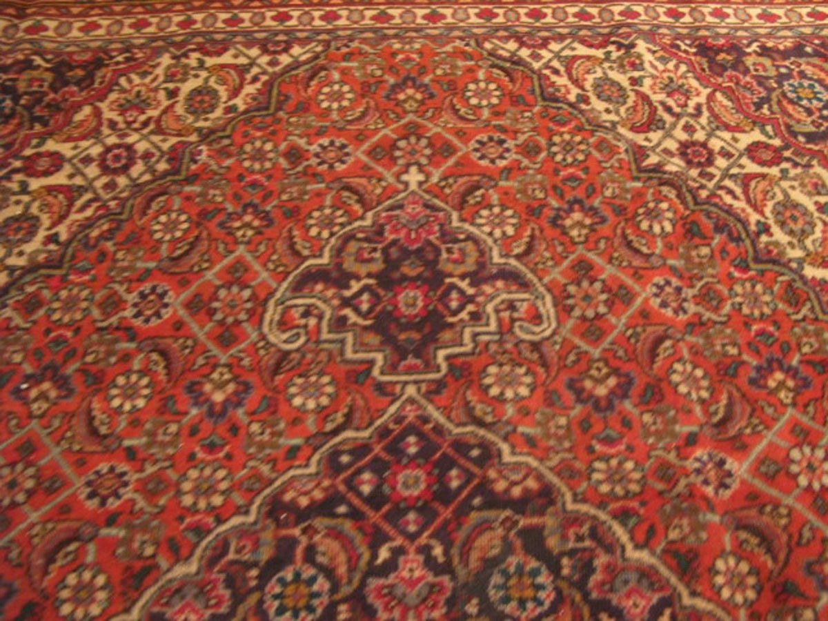 8' 0" x 11' 2" Persian Tabriz Rug image 7