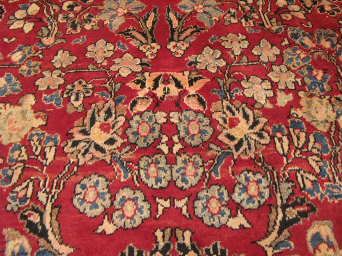 8' 8" x 11' 9" Persian Sarouk Rug image 3