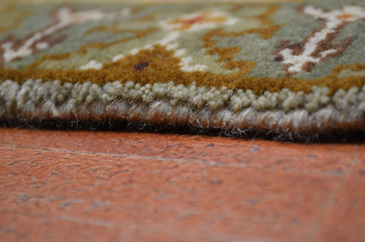 8' 1" x 9' 9" India Sultanabad Rug image 10
