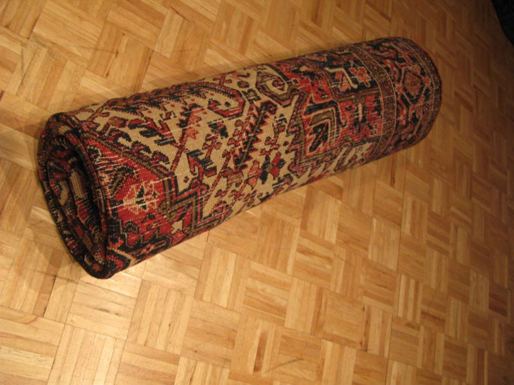 8' 5" x 10' 1" Persian Heriz Rug image 11