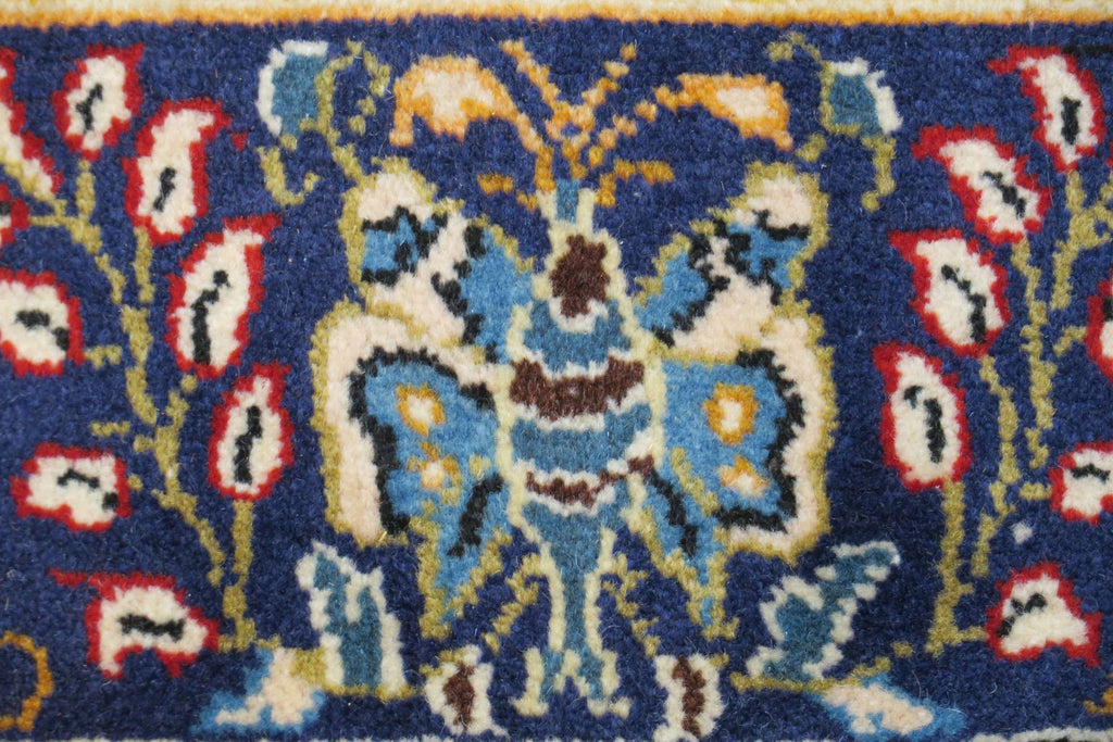 3' 5" x 5' 1" Persian Shahreza Rug image 11