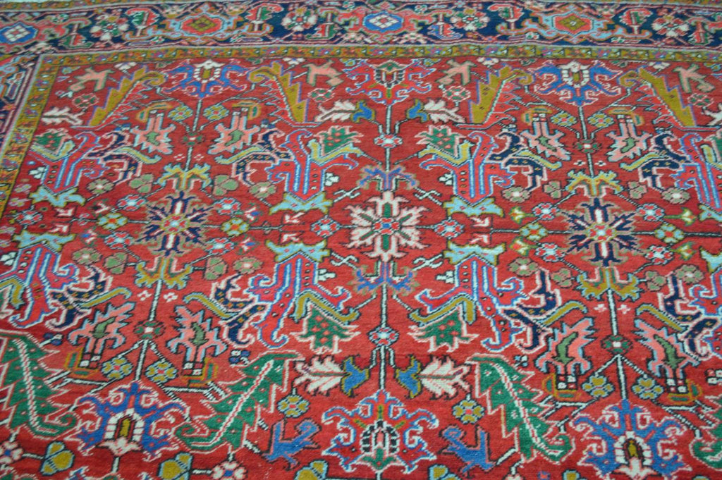 7' 7" x 10' 3" Persian Heriz Rug image 5