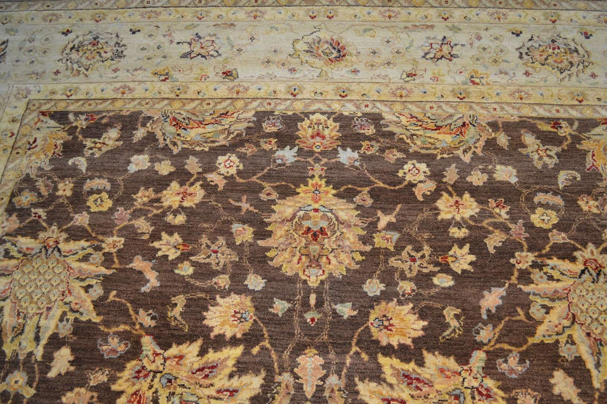 9' 2" x 12' 1" India Sultanabad Rug image 9