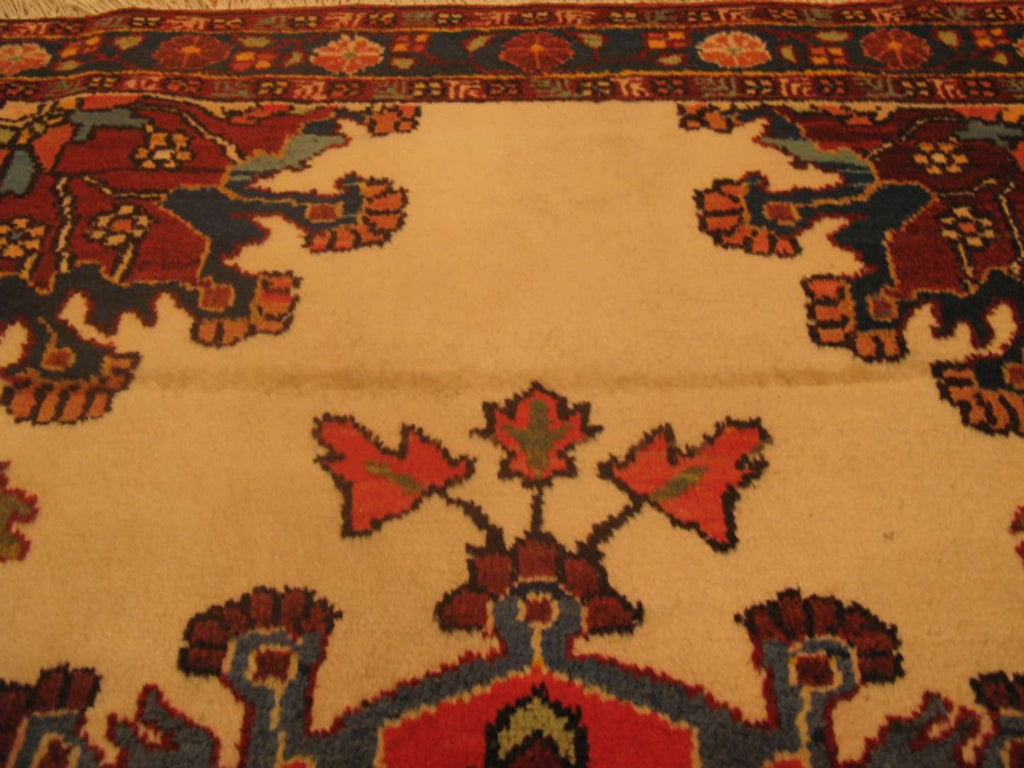 3' 1" x 4' 4" Persian Tafresh Rug image 7