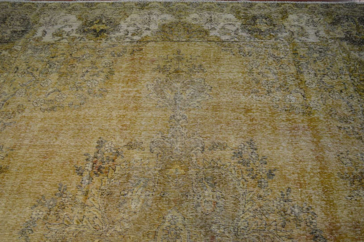 8' 8" x 12' 7" Pakistan Vintage Rug image 7