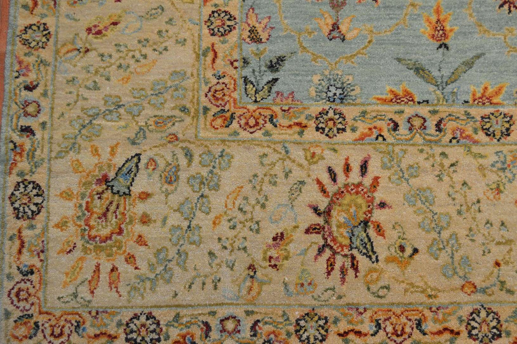 5' 9" x 9' 0" India Sultanabad Rug image 12