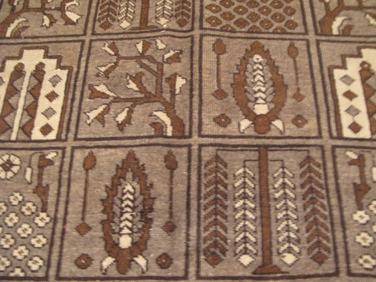 7' 3" x 10' 0" Persian Bakhtiari Rug image 9