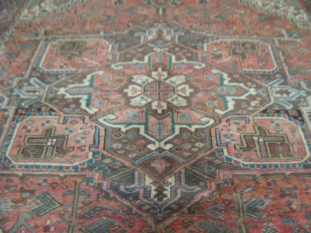 8' 2" x 11' 5" Persian Heriz Rug image 2