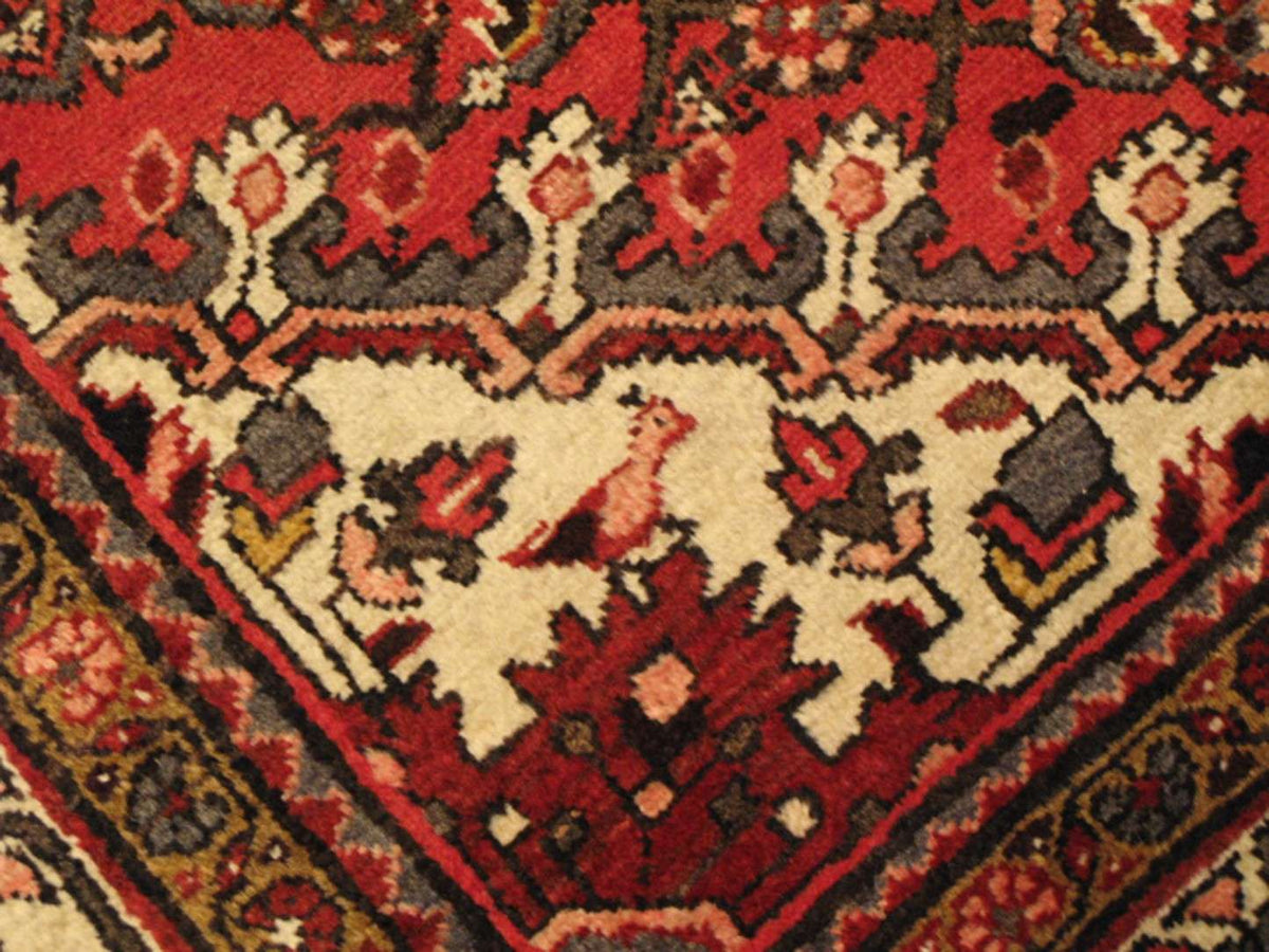 5' 6" x 10' 2" Persian Hosseinabad Rug image 4