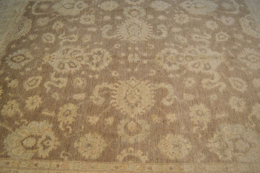8' 1" x 9' 7" Pakistan Peshawar Rug image 8