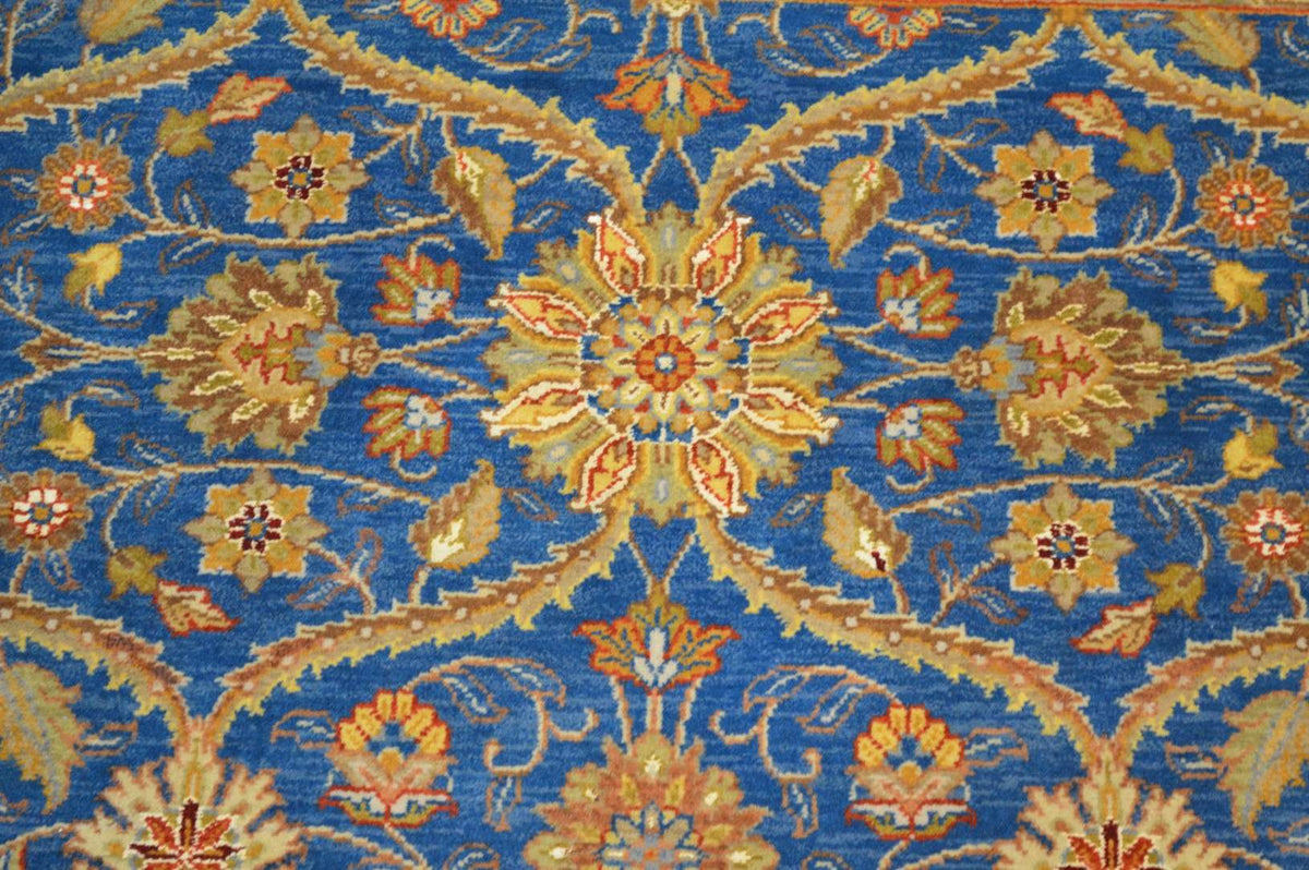 4' 0" x 6' 1" India Agra Rug image 2