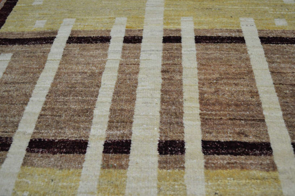 2' 6" x 4' 0" India Gabbeh Rug image 8