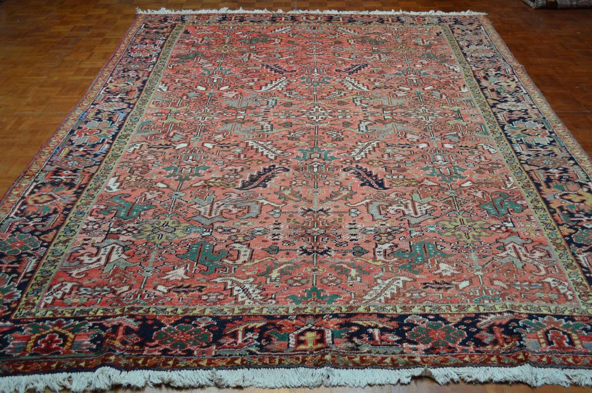 8' 8" x 12' 3" Persian Heriz Rug image 1