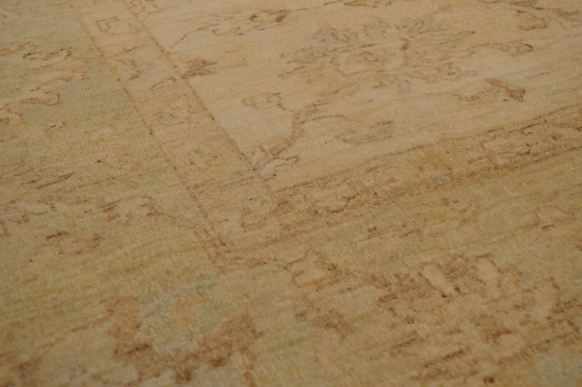 8' 9" x 11' 5" Pakistan Peshawar Rug image 5