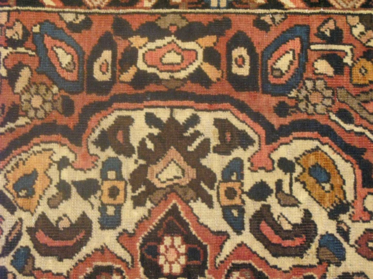 7' 0" x 10' 3" Persian Bakhtiari Rug image 4