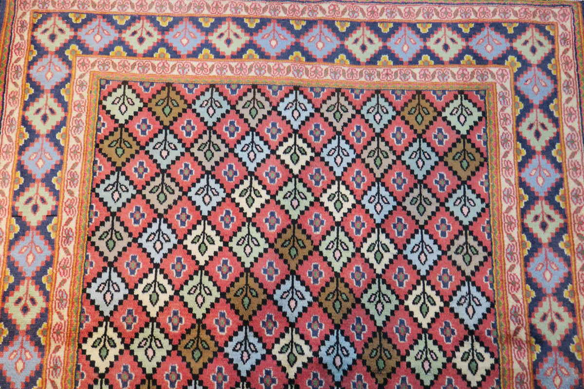 3' 5" x 5' 7" Persian Ardakan Rug image 8