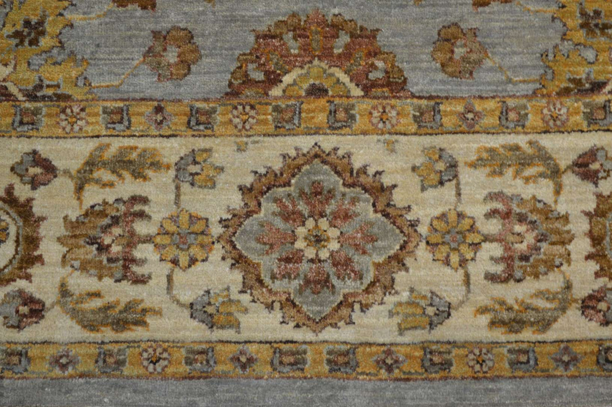 6' 0" x 9' 0" Pakistan Peshawar Rug image 5
